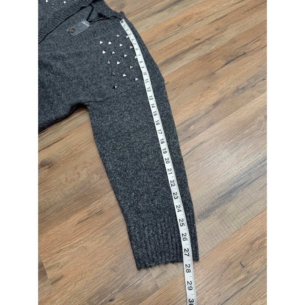 Torrid‎ Studded Shoulder Long Cardigan Gray Button Front NWT Size 0 Cozy Sweater - Picture 10 of 10